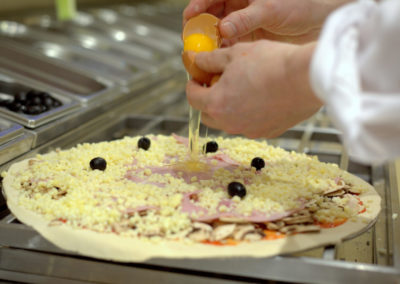 réalisation-pizza-cuisine-bipbip-pizza-30-400x284